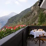 Pensión Masoun Dou Caro 4*